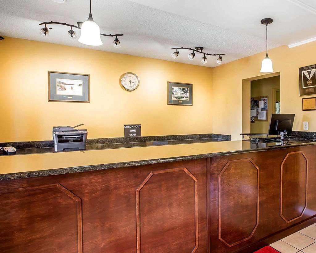 Econo Lodge Kingsland Beltér fotó